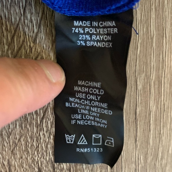 Vince Camuto Bright Blue Skirt w/ side gold zipper - Picture 5 of 5